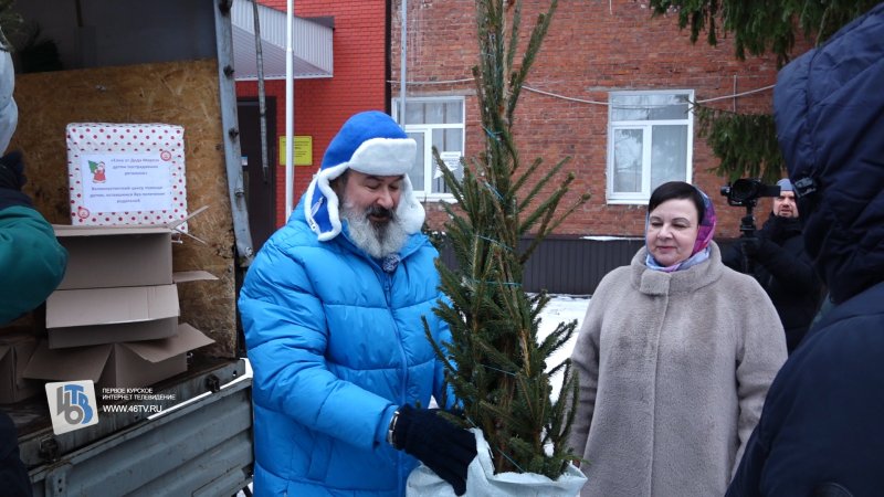 Ели из Великого Устюга отправились в Курскую область.