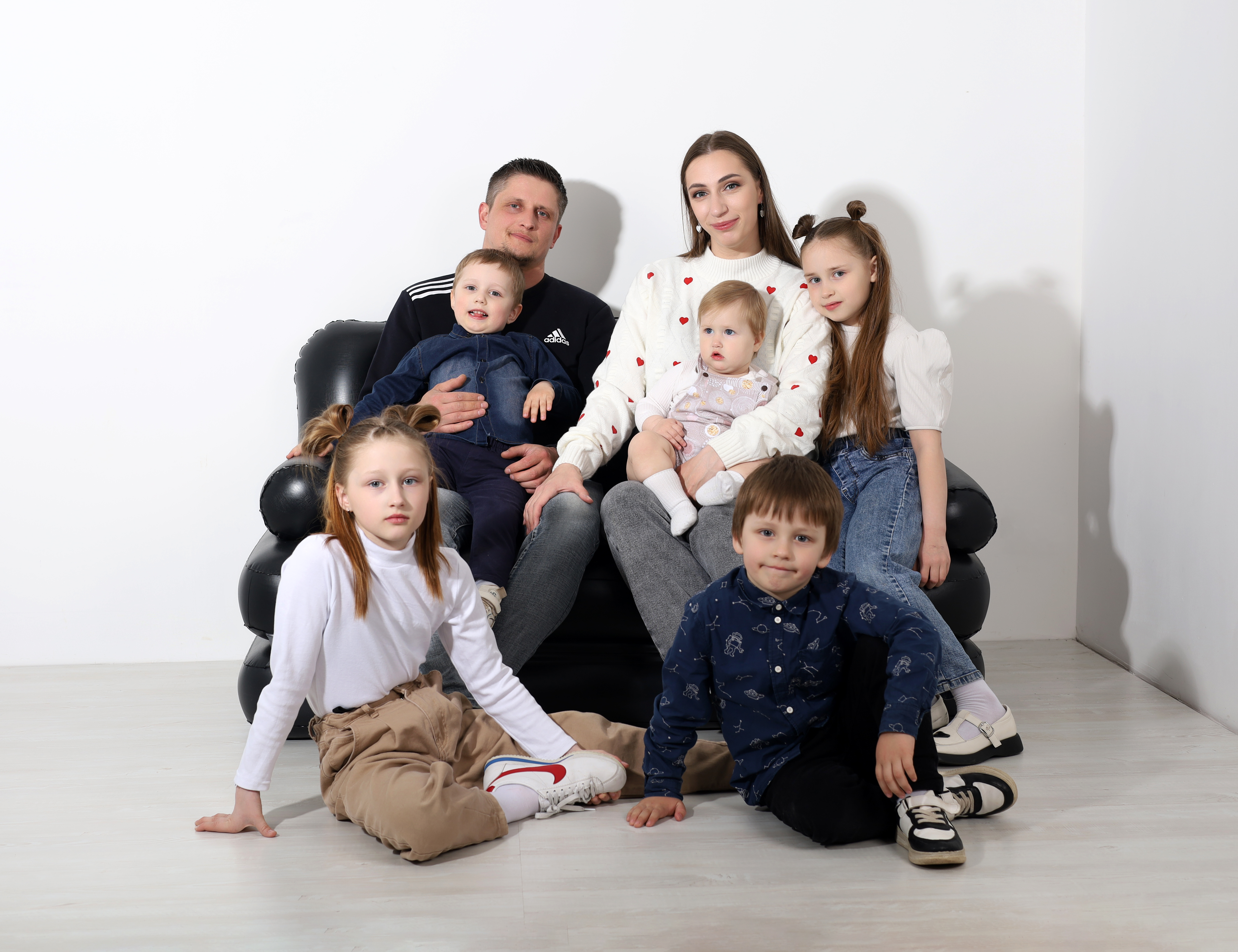 Вологжане могут поддержать семью Фешкиных из Кадуйского округа в конкурсе «Народная симпатия».