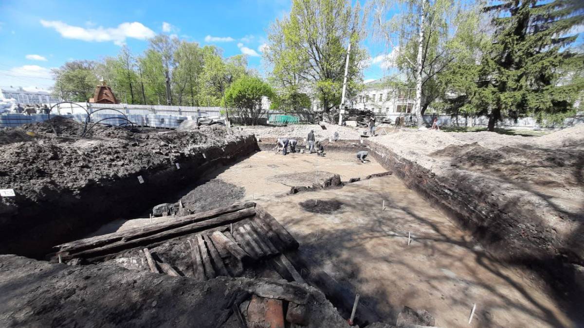 Георгий Филимонов: Более 600 уникальных находок обнаружили при раскопках на площади Революции в Вологде.
