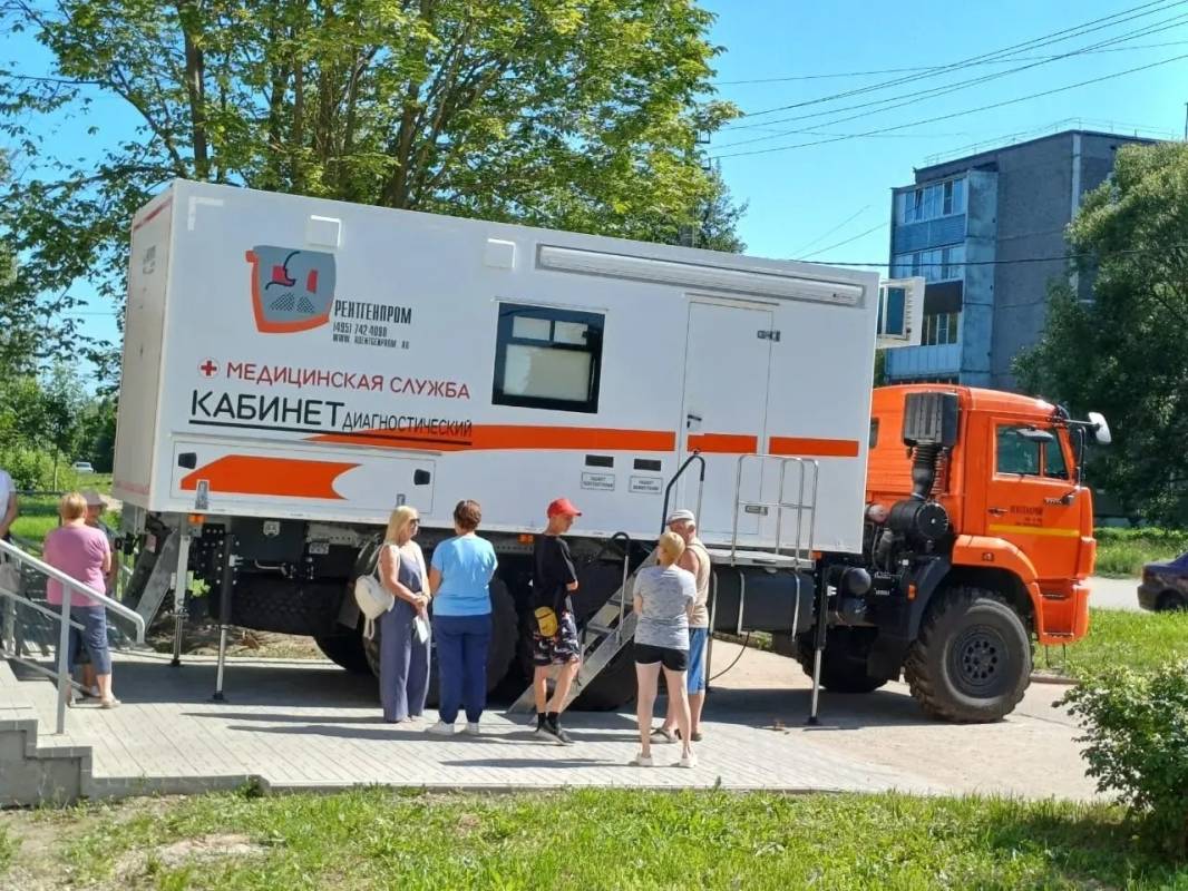 Передвижной медицинский комплекс работает в Череповецком округе.