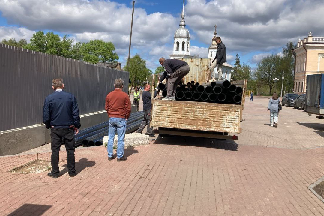 Ремонт инженерных сетей продолжается в Вологде.
