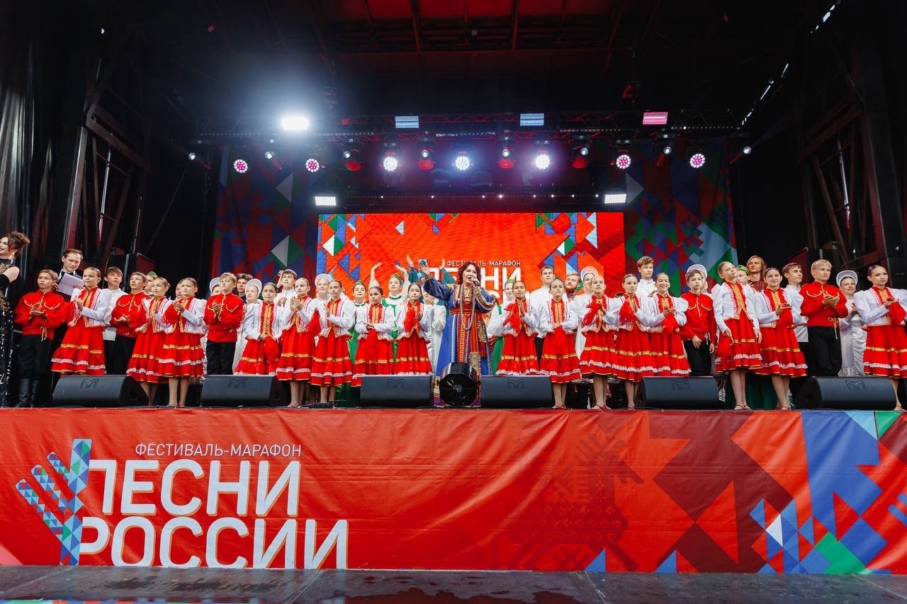 Фестиваль «Песни России» привезет в Вологодскую область Надежда Бабкина.