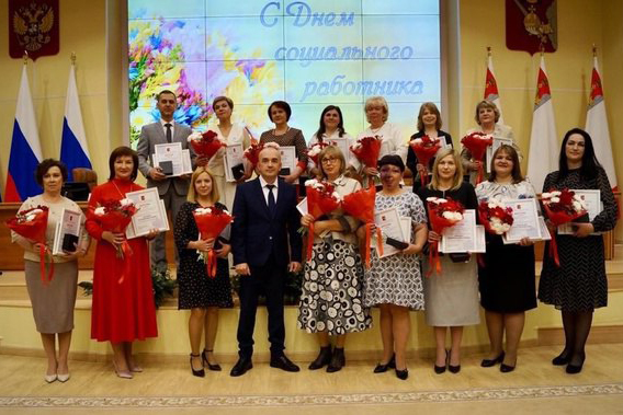 Трое вологжан вошли в число победителей Всероссийского конкурса профмастерства в сфере социального обслуживания. Трое вологжан вошли в число победителей Всероссийского конкурса профмастерства в сфере социального обслуживания.