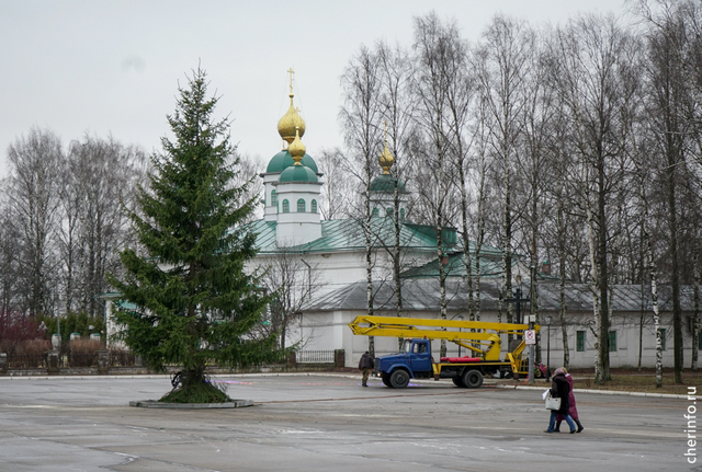 Компания «Северсталь» реконструирует площадь Революции в Череповце. Компания «Северсталь» реконструирует площадь Революции в Череповце.