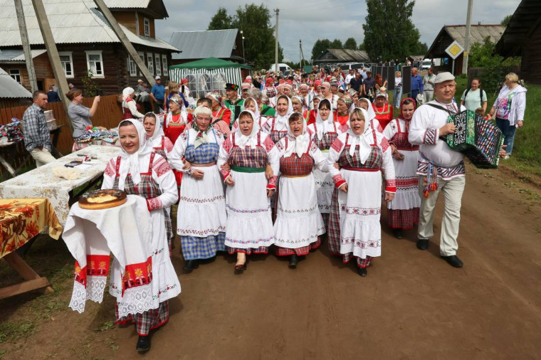 Планы развития внутреннего туризма на Вологодчине врио Губернатора Георгий Филимонов доложил Президенту России Владимиру Путину. Планы развития внутреннего туризма на Вологодчине врио Губернатора Георгий Филимонов доложил Президенту России Владимиру Путину.