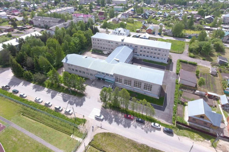 Более 90 миллионов рублей будет направлено на улучшение условий образования в Кирилловской средней школе. Более 90 миллионов рублей будет направлено на улучшение условий образования в Кирилловской средней школе.