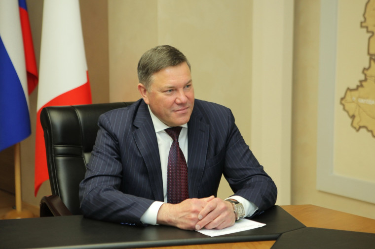 Олег Кувшинников объявил конкурс для школьных лесничеств Вологодчины на премию сенатора. Олег Кувшинников объявил конкурс для школьных лесничеств Вологодчины на премию сенатора.