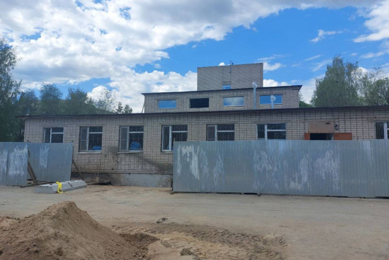 Продолжаются ремонтные работы на новой подстанции скорой медицинской помощи. Продолжаются ремонтные работы на новой подстанции скорой медицинской помощи.