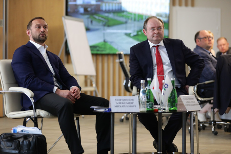 Правительство Вологодской области и компания «ФосАгро» провели стратегическую сессию по вопросам социально-экономического развития региона. Правительство Вологодской области и компания «ФосАгро» провели стратегическую сессию по вопросам социально-экономического развития региона.