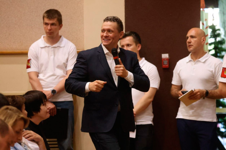 Георгий Филимонов ответил на вопросы жителей Вожегодского округа. Георгий Филимонов ответил на вопросы жителей Вожегодского округа.