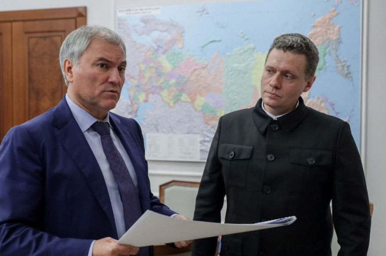 Вячеслав Володин поддержал инициативы Георгия Филимонова по ограничению продажи алкоголя и вейпов. Вячеслав Володин поддержал инициативы Георгия Филимонова по ограничению продажи алкоголя и вейпов.