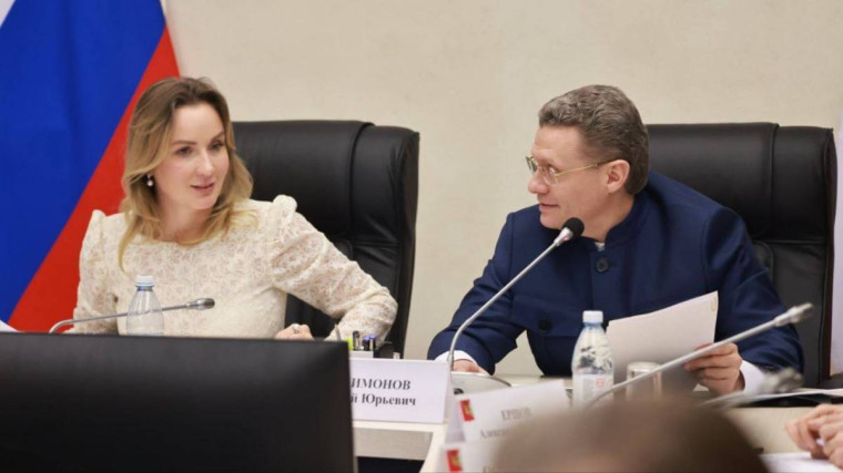 Детский омбудсмен Мария Львова-Белова отметила семейно-сберегающий подход Вологодской области. Детский омбудсмен Мария Львова-Белова отметила семейно-сберегающий подход Вологодской области.